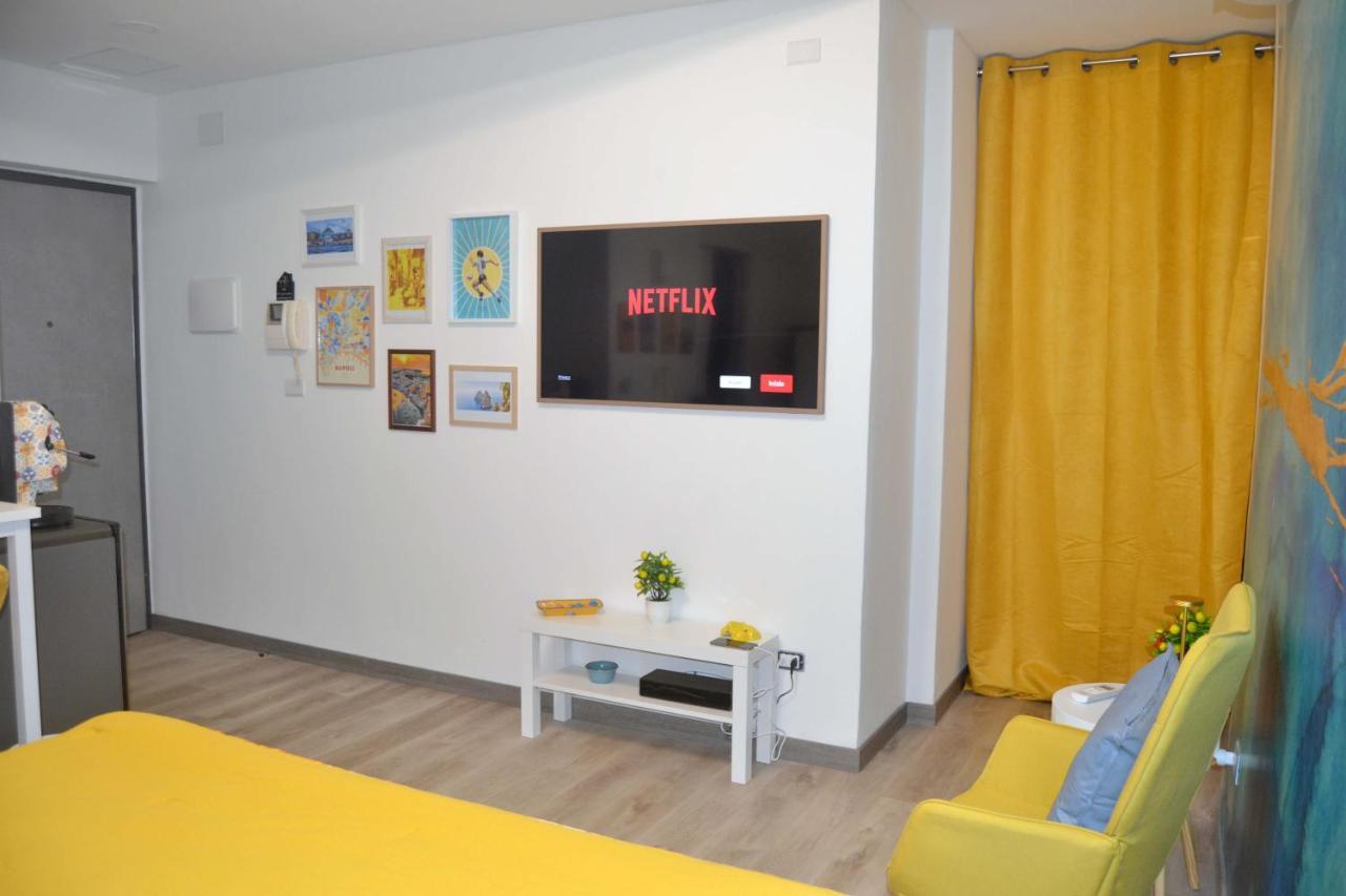 Room&Chiaia Napoli Eksteriør bilde